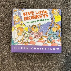 Five Little Monkeys Jumping on the Bed Book